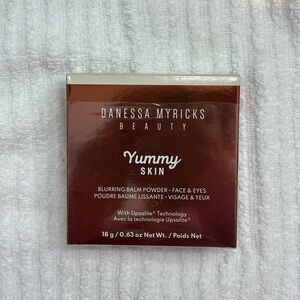 Danessa Myricks - Yummy Skin Blurring Balm Powder